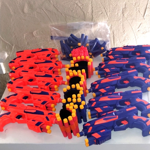 215 PIECE Soft Dart Blaster Battle Set - Picture 1 of 8